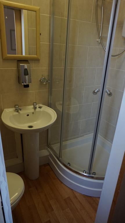 Stalbridge 3* Liverpool