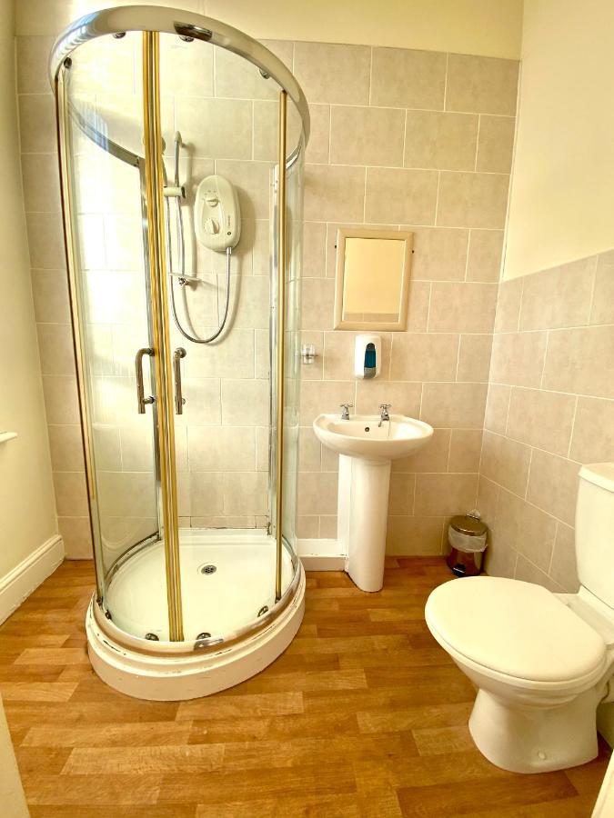 Stalbridge 3* Liverpool