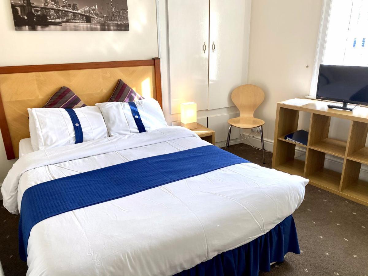 Guest house Stalbridge 3*